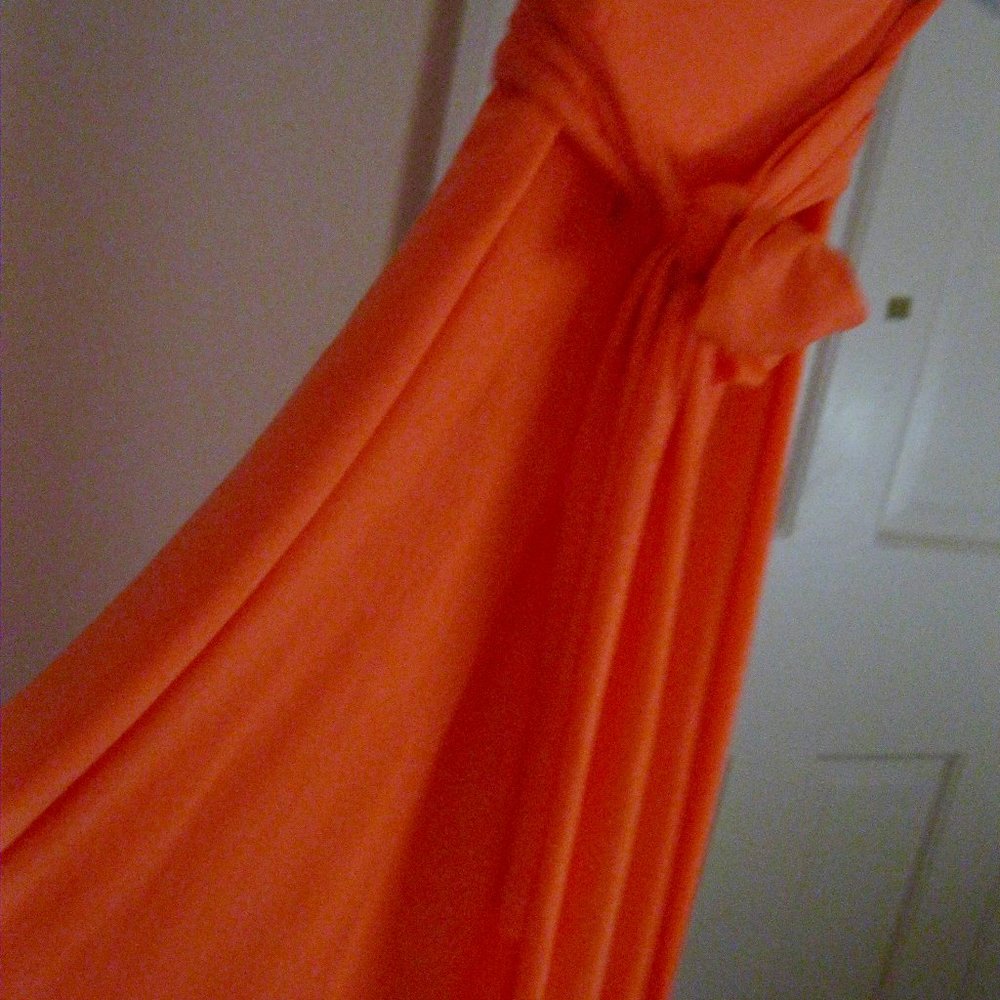 ELAN "BEAUTIFUL & SOFT PULL ON SKIRT/DRESS SIZE S CREAMSICLE ORANGE COLOR"